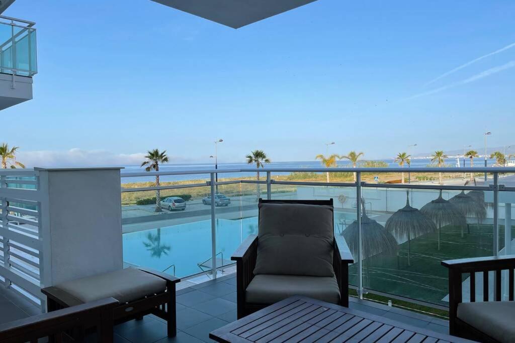 Amazing Duna Beach Seafront Apartament Torrox Exterior foto