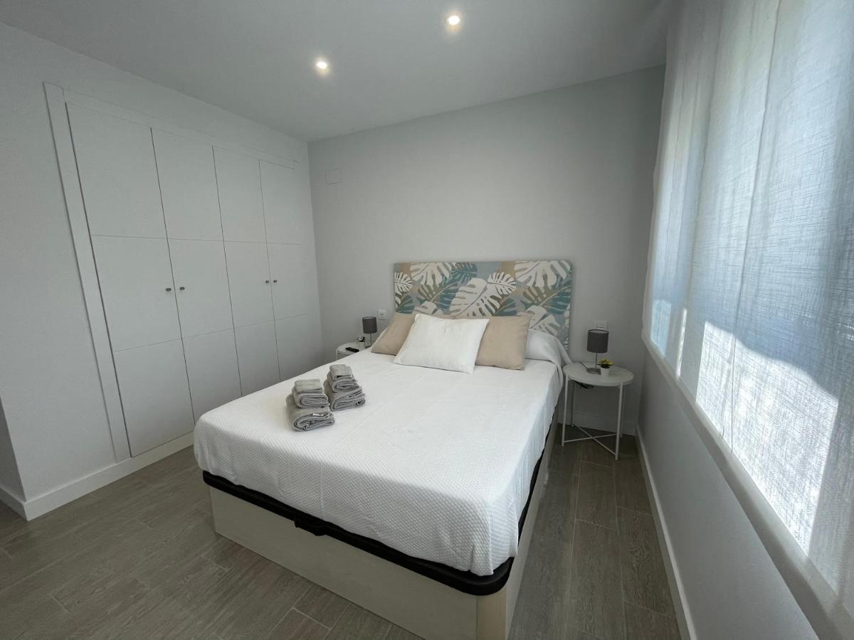 Amazing Duna Beach Seafront Apartament Torrox Exterior foto